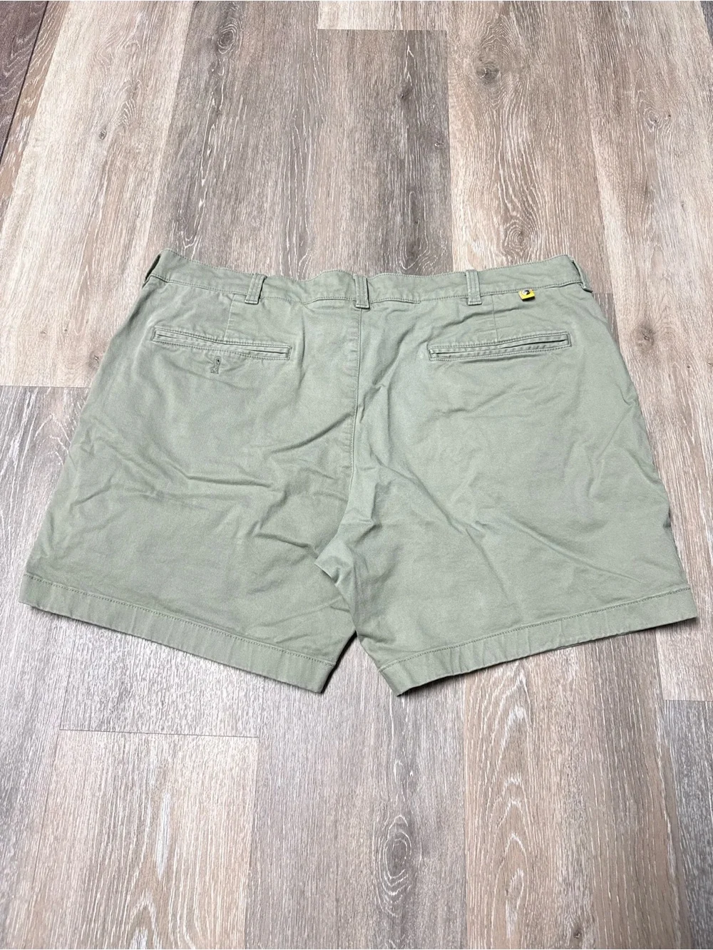 Duck Head Mens 38 Gold School Chino Shorts Olive Shadow Green 6 Inseam